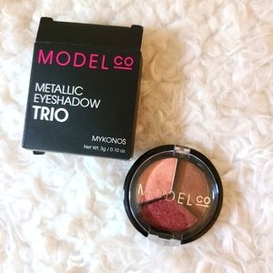 🆕️ model co • eyeshadow trio